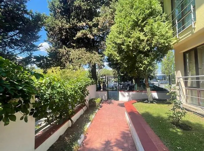 Aurelia Residences Равда