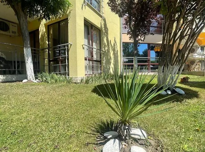 Aurelia Residences Равда